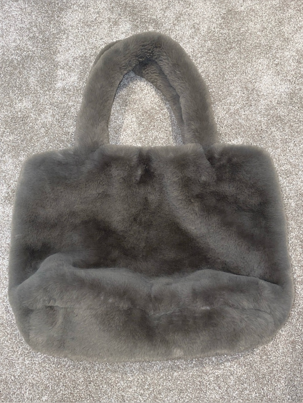 H&M Gray Plush Faux Fur Tote Bag Purse Pockets Magnetic Snap Closure Soft